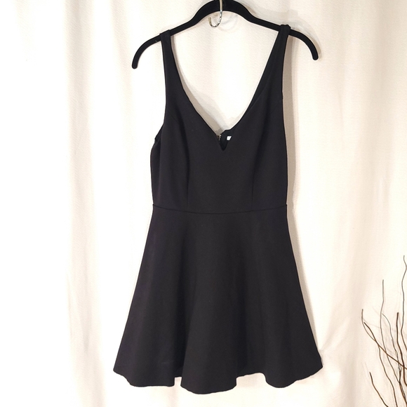Kimchi Blue Dresses & Skirts - V Neck Flared Skirt Party Dress